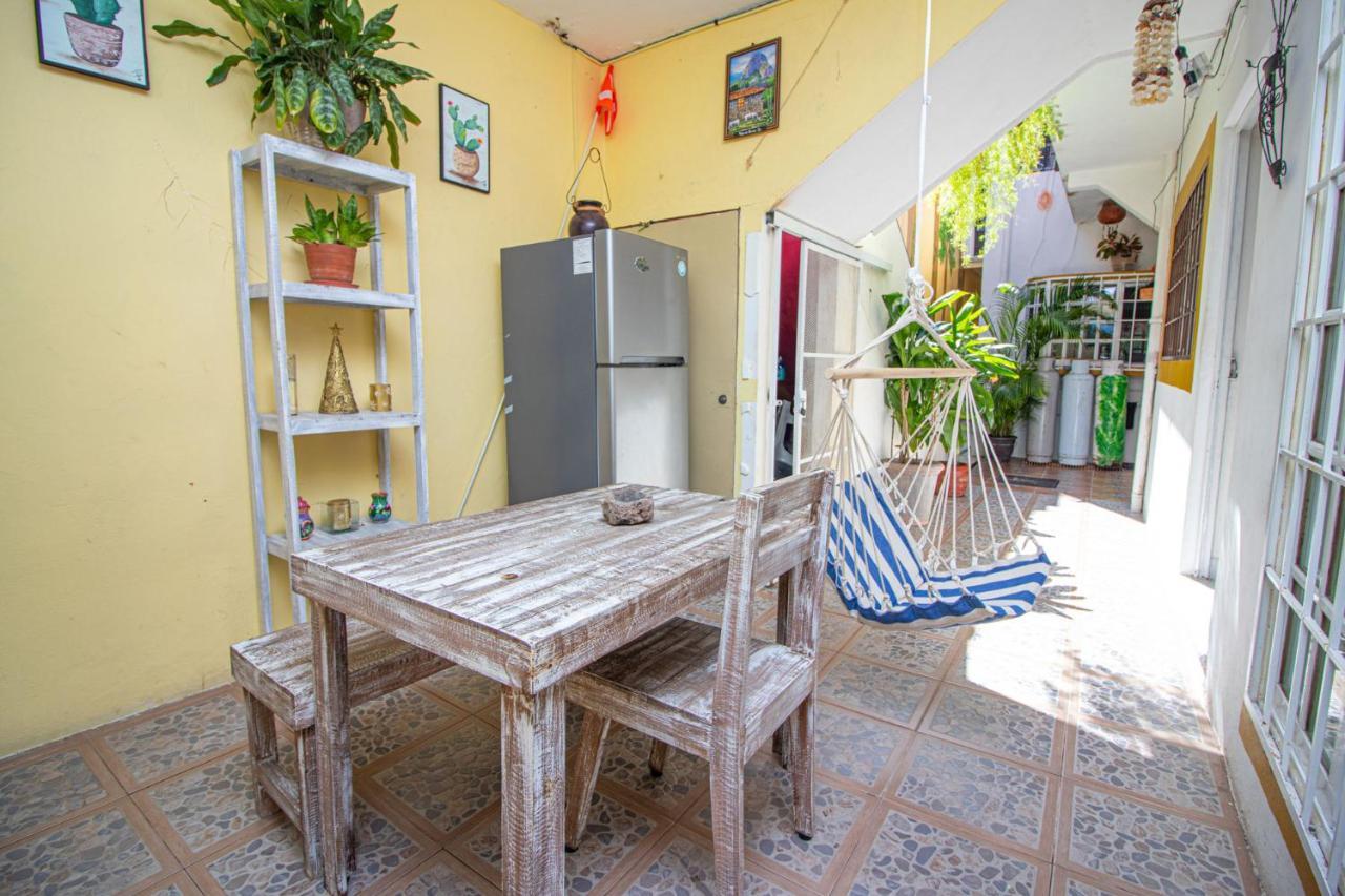 Hotel La Casa Del Almendro à Playa del Carmen Extérieur photo