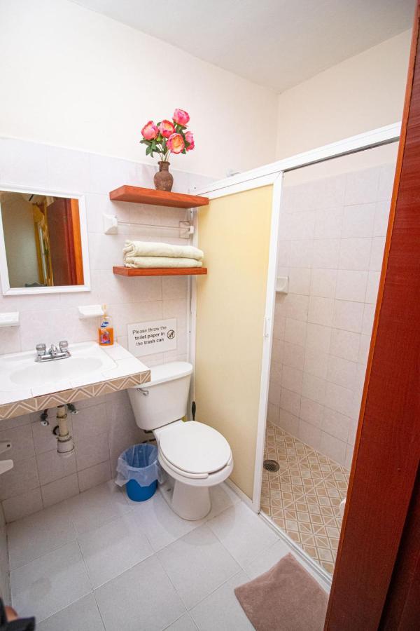 Hotel La Casa Del Almendro à Playa del Carmen Extérieur photo